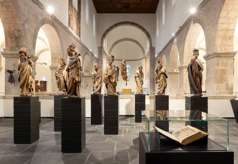 Acht Propheten aus dem Kölner Rathaus, Köln, um 1414, Museum Schnütgen, Leihgabe aus dem Historischen Rathaus